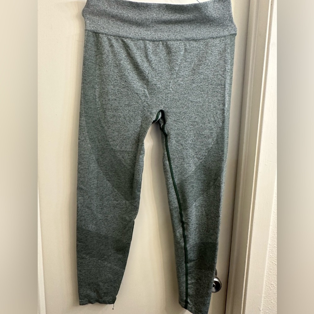 PINK Victoria's Secret Charcoal Leggings